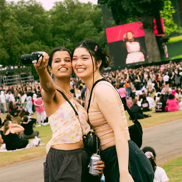 ฮอตไฟลุกกว่าเดิม!! ‘ลิซ่า BLACKPINK’ กับโชว์โซโล่ที่เทศกาลดนตรี BST Hyde Park