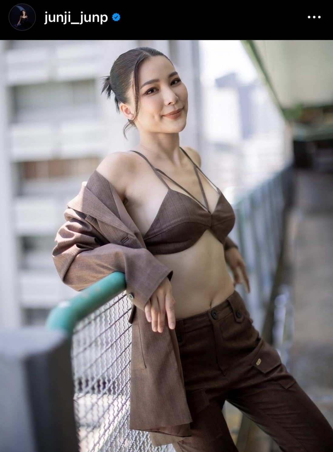 จันจิ พูดชัด! รัก มาริโอ้ ก็ต้องรักรถเขาด้วย เข็นรถเสียกลางสี่แยกก็ทำมาแล้ว... 