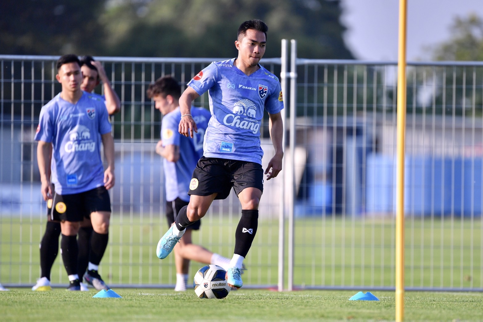 'ชนาธิป' อยากเห็นความกระหายของทุกคนหลัง 'ทีมชาติไทย' ซ้อมเต็มรูปแบบ 'ชนาธิป' อยากเห็นความกระหายของทุกคนหลัง 'ทีมชาติไทย' ซ้อมเต็มรูปแบบ
