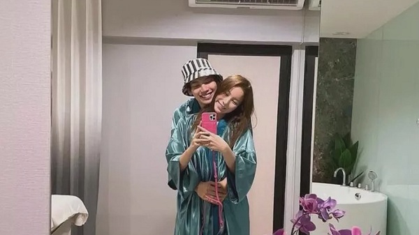 เขินสุด ทอย-จีน่า เรียกแฟน/เคลียร์คบซ้อน มุก-แมกซ์  (มีคลิป)