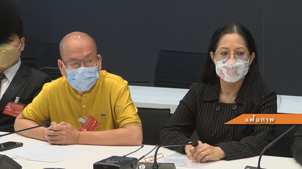 “กระติก” แจงคราบเลือดบนเสื้อ หลัง “แซน” ชี้เป้า ยัน “แตงโม” ตกท้ายเรือ  (มีคลิป)