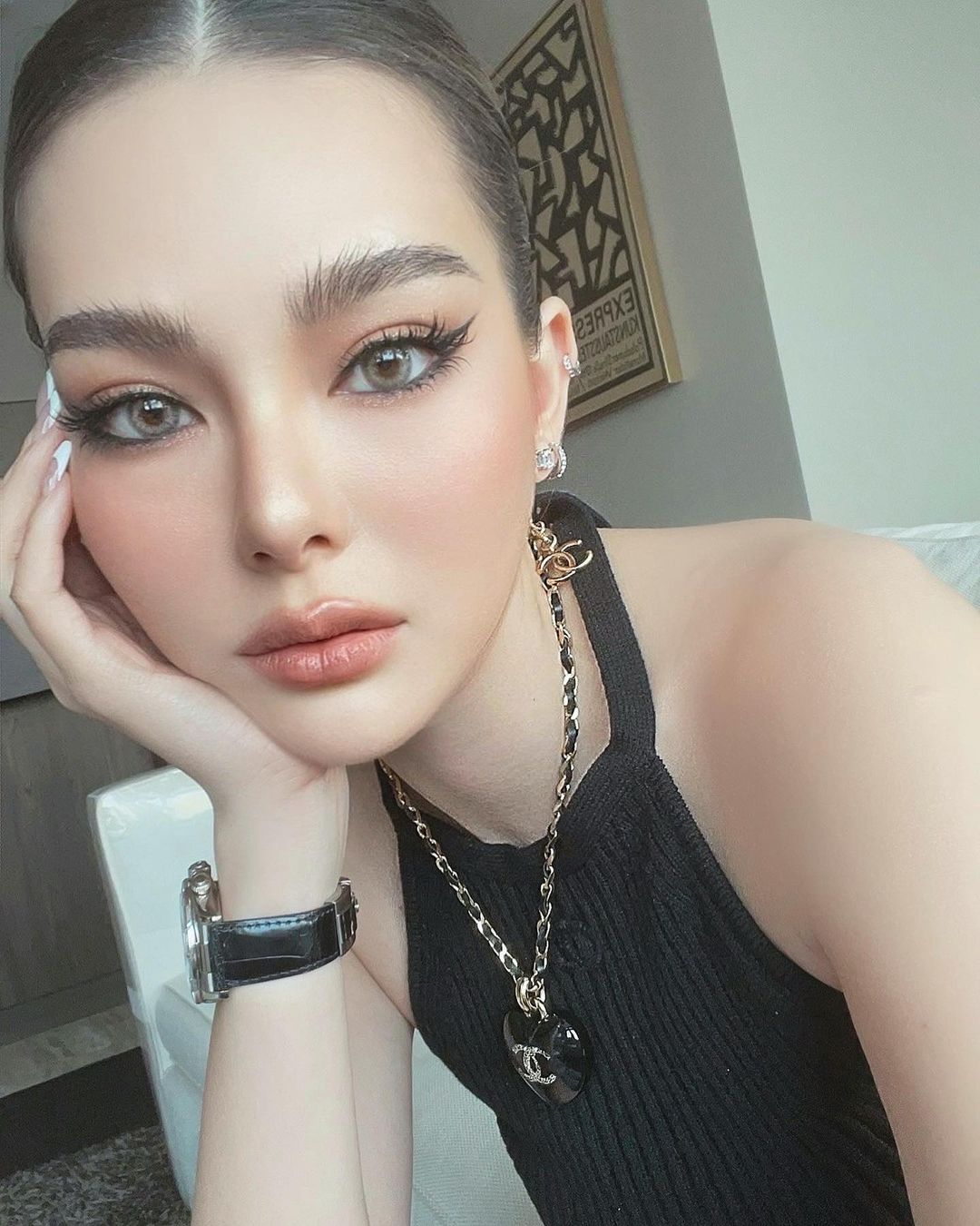 ฟาดกลับ!! ดิว อริสรา เปิดใจเคลียร์ทุกประเด็นร้อน ฟาดกลับ!! ดิว อริสรา เปิดใจเคลียร์ทุกประเด็นร้อน