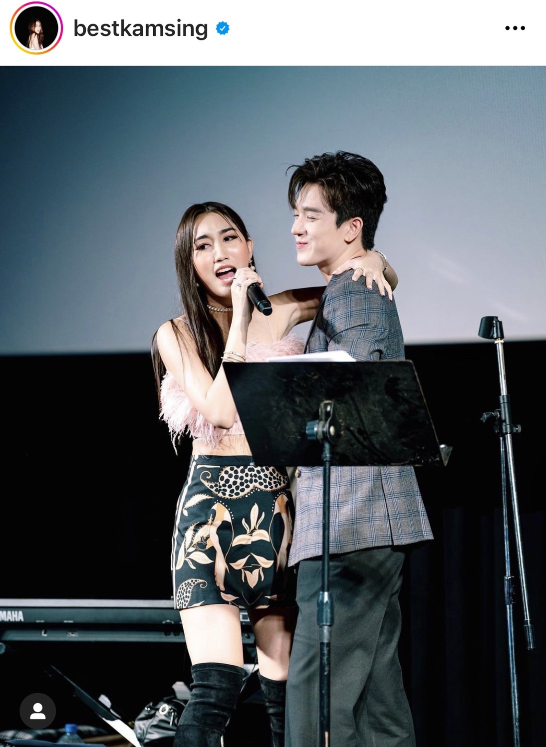 พ่อเคลียร์เอง!! สมรักษ์ ตอบชัด เบส-ตงตง อยู่บ้านเดียวกัน?? เรียกสินสอด 90 ล้านจริงไหม พ่อเคลียร์เอง!! สมรักษ์ ตอบชัด เบส-ตงตง อยู่บ้านเดียวกัน?? เรียกสินสอด 90 ล้านจริงไหม