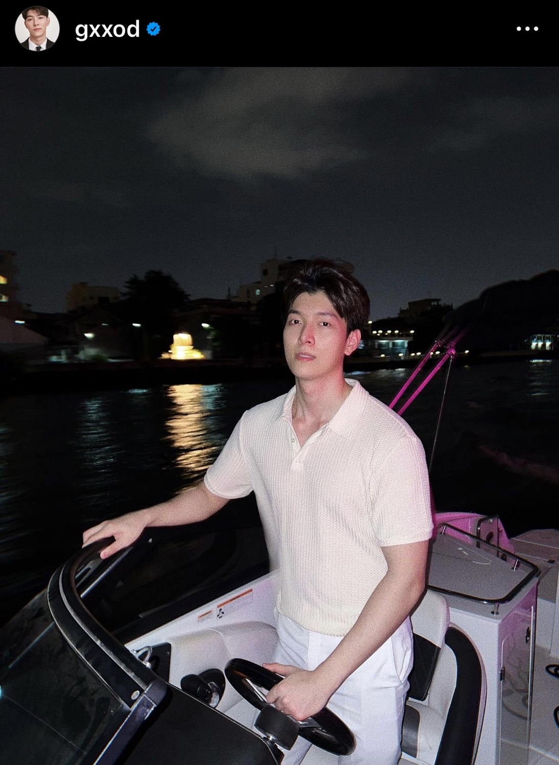 ริชชี่ - ก็อต ล่องเรือชมวิวโชว์ความหวาน ริชชี่ - ก็อต ล่องเรือชมวิวโชว์ความหวาน