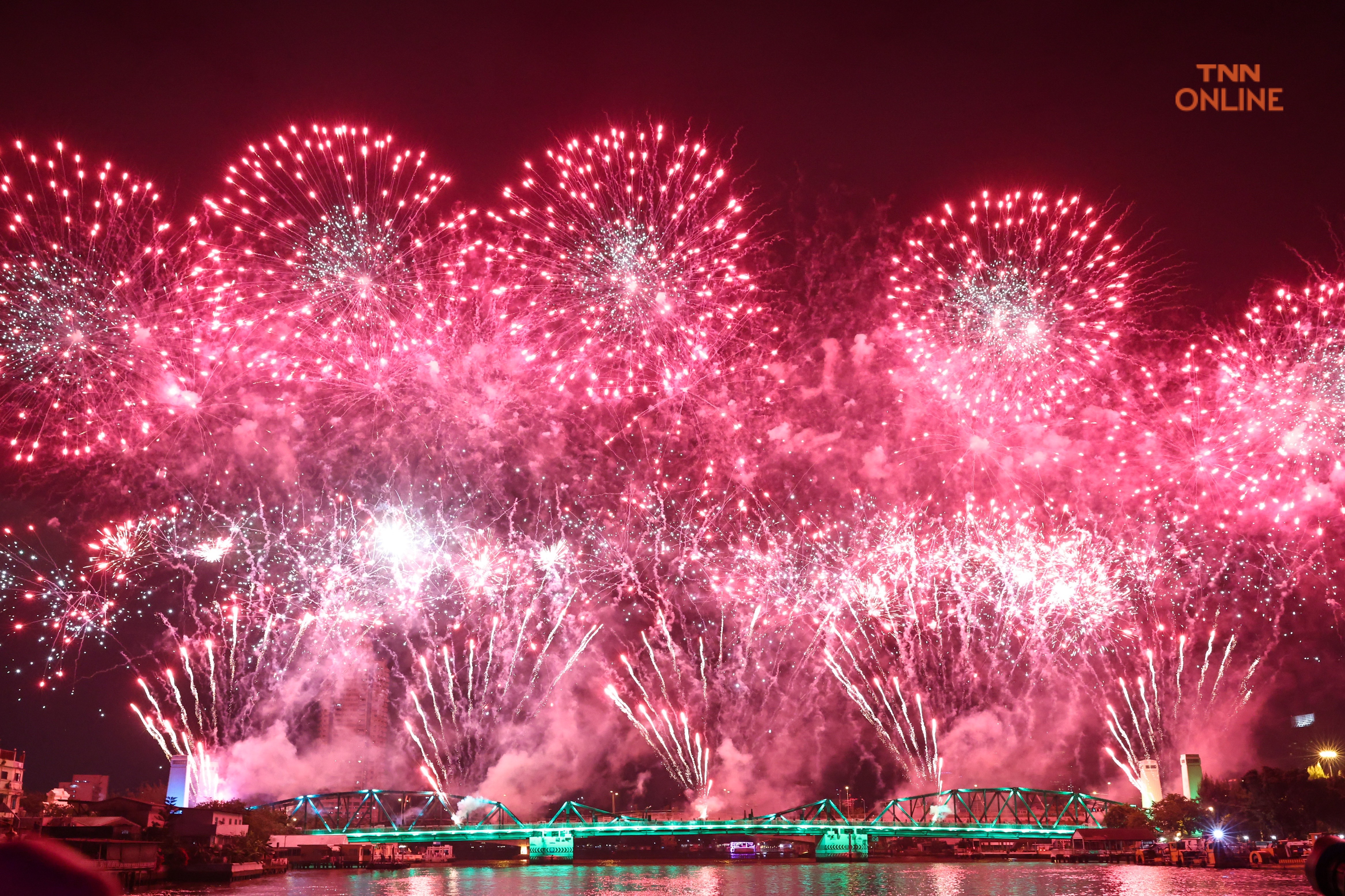 Vijit CHAO PHRAYA เติมสีสันริมน้ำเล่าขานเรื่องราววัฒนธรรมไทย Vijit CHAO PHRAYA เติมสีสันริมน้ำเล่าขานเรื่องราววัฒนธรรมไทย