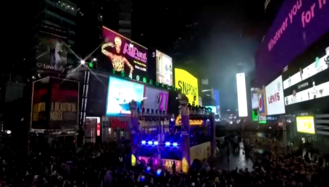 New year's eve 2022 เปิดภาพไทมส์แควร์นับถอยหลังเข้าสู่ปีใหม่แบบไร้ข้อจำกัด