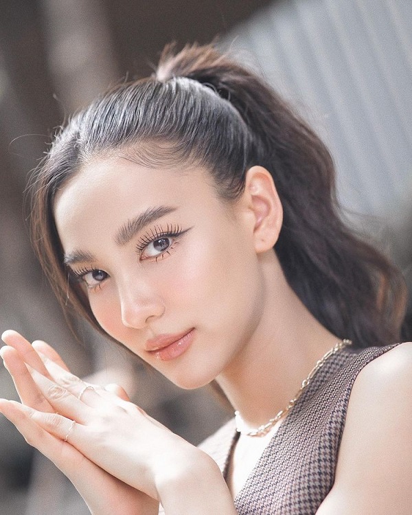 กรีน อัษฎาพร เครียดแบกรับภาระสัญญาค่าเช่า (มีคลิป) กรีน อัษฎาพร เครียดแบกรับภาระสัญญาค่าเช่า (มีคลิป)