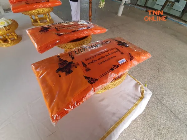 บทสวดถวายสังฆทาน พร้อมคำแปล สร้างกุศลแก่ตนเองและผู้ที่ล่วงลับ บทสวดถวายสังฆทาน พร้อมคำแปล สร้างกุศลแก่ตนเองและผู้ที่ล่วงลับ