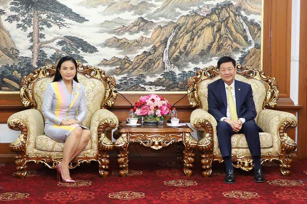 หอการค้าไทย-จีน พร้อมร่วมมือรัฐบาล ทำงานพัฒนาความสัมพันธ์ด้านการค้า-ลงทุน หอการค้าไทย-จีน พร้อมร่วมมือรัฐบาล ทำงานพัฒนาความสัมพันธ์ด้านการค้า-ลงทุน