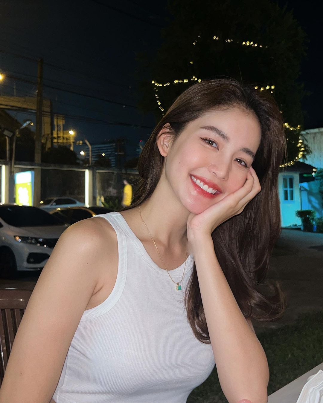 ผู้เขียนชม โบว์ เมลดา สวมบทนางเอก ใต้เงาตะวัน น่ารัก ด้านชาวเน็ตติง ไม่เหมาะกับบท