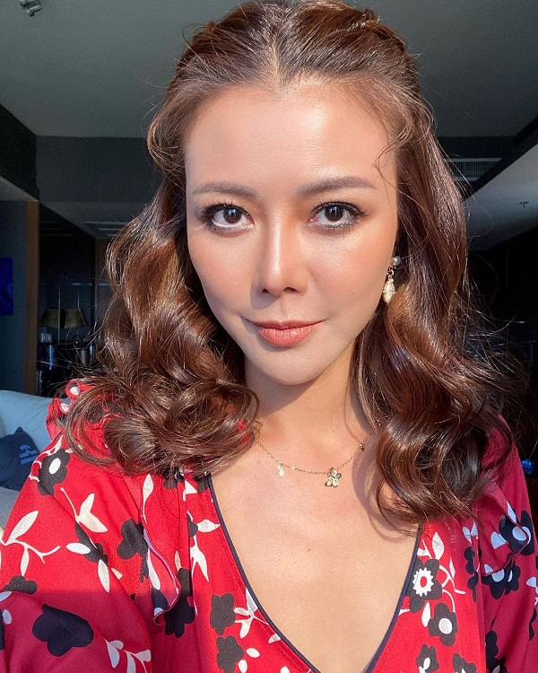 “ตุ๊ก เดือนเต็ม” เตรียมฉีด 10 มิถุนายนนี้ - “หนิง นิรุตติ์”  ฉีดวัคซีนเข็มแรกแล้ว (มีคลิป)