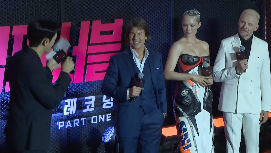'ทอม ครูซ' อินโคเรีย!! เปิดตัว MI-7 'ออม สุชาร์ - ภูวินทร์' สุดฟินเจอตัวจริง หล่อคูลกันเองสุดๆ
