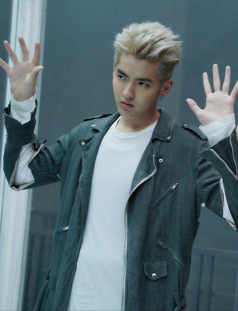 แบบอย่างที่ไม่ดี!! นสพ.จีนประณาม ‘คริส วู’ ไม่ควรได้ออกสื่ออีก