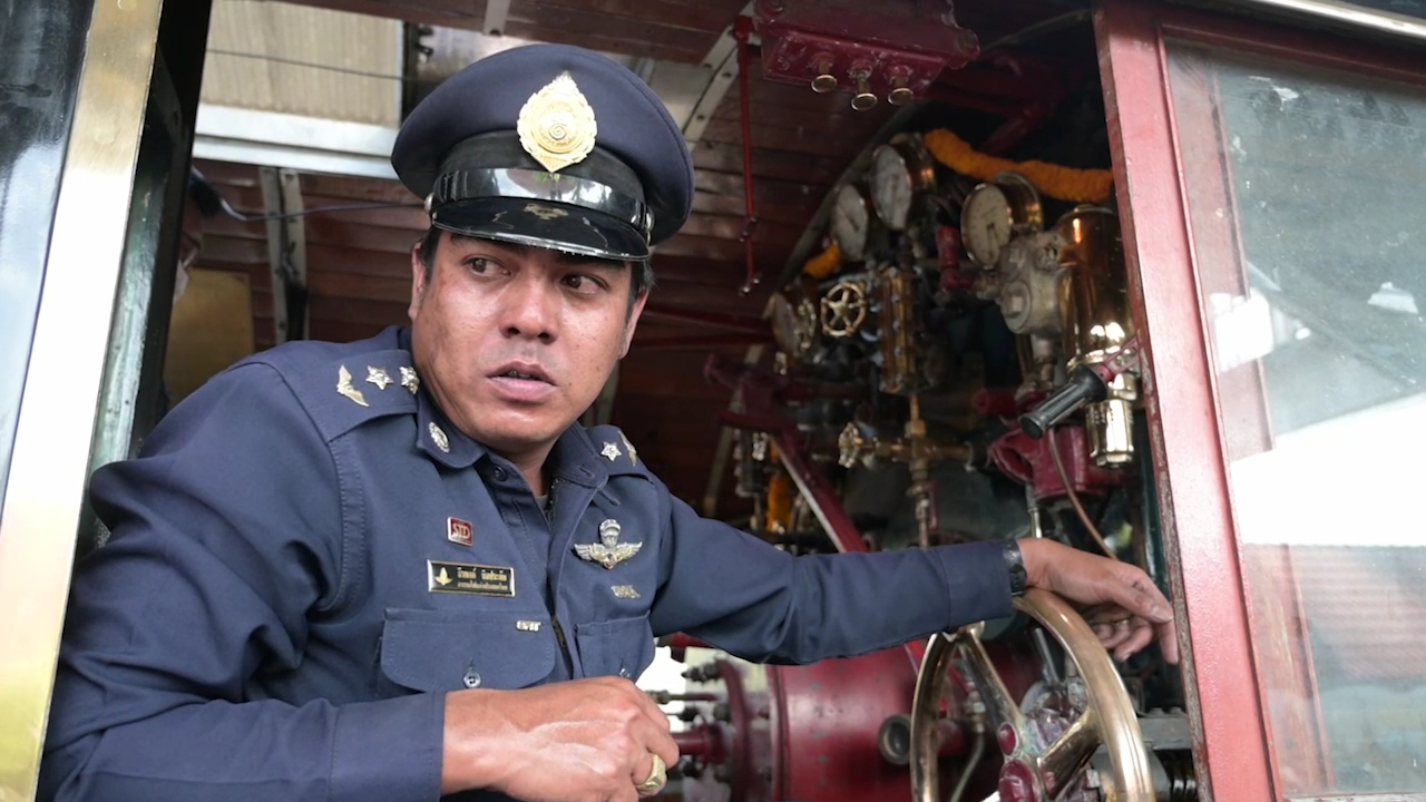 ประมวลภาพ ขบวนรถจักรไอน้ำวันพ่อแห่งชาติ เติมบุญ.. สุขใจ ประมวลภาพ ขบวนรถจักรไอน้ำวันพ่อแห่งชาติ เติมบุญ.. สุขใจ