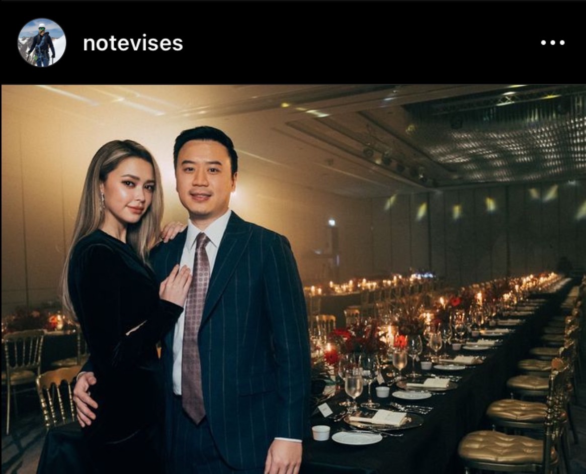 โน๊ต วิเศษ ควง แพทริเซีย กู๊ด เข้าถวายสักการะขอพรเรื่องชีวิตคู่ โน๊ต วิเศษ ควง แพทริเซีย กู๊ด เข้าถวายสักการะขอพรเรื่องชีวิตคู่