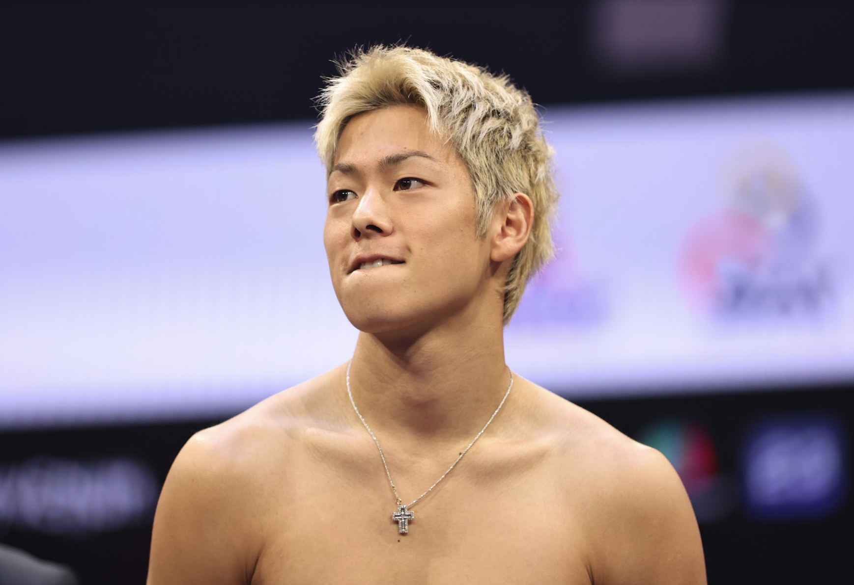 เปิดภาพ ‘โคตะ มิอุระ’ หล่อกระชากใจสาวก่อนขึ้นปะทะ 'บัวขาว' วันพรุ่งนี้! เปิดภาพ ‘โคตะ มิอุระ’ หล่อกระชากใจสาวก่อนขึ้นปะทะ 'บัวขาว' วันพรุ่งนี้!