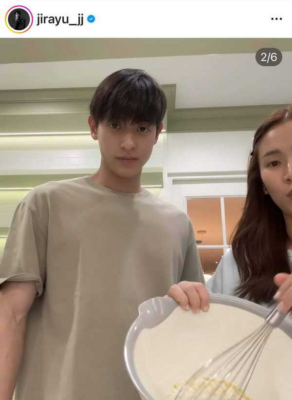 เจมส์ จิรายุ ชวนแฟนสาวร่วมทำเค้กฉลองวันเกิดสุดน่ารัก เรียบง่าย แต่หวานเวอร์! เจมส์ จิรายุ ชวนแฟนสาวร่วมทำเค้กฉลองวันเกิดสุดน่ารัก เรียบง่าย แต่หวานเวอร์!