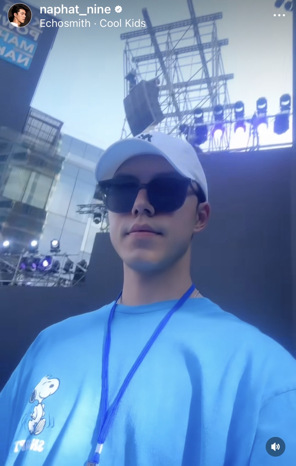 นาย ณภัทร ตอบด้วยภาพนี้! ใช่หนุ่มเสื้อฟ้าช่วย ใบเฟิร์น ลงต้นไม้หลักของบ้าน งานนี้ทำแฟนคลับใจฟู!! นาย ณภัทร ตอบด้วยภาพนี้! ใช่หนุ่มเสื้อฟ้าช่วย ใบเฟิร์น ลงต้นไม้หลักของบ้าน งานนี้ทำแฟนคลับใจฟู!!