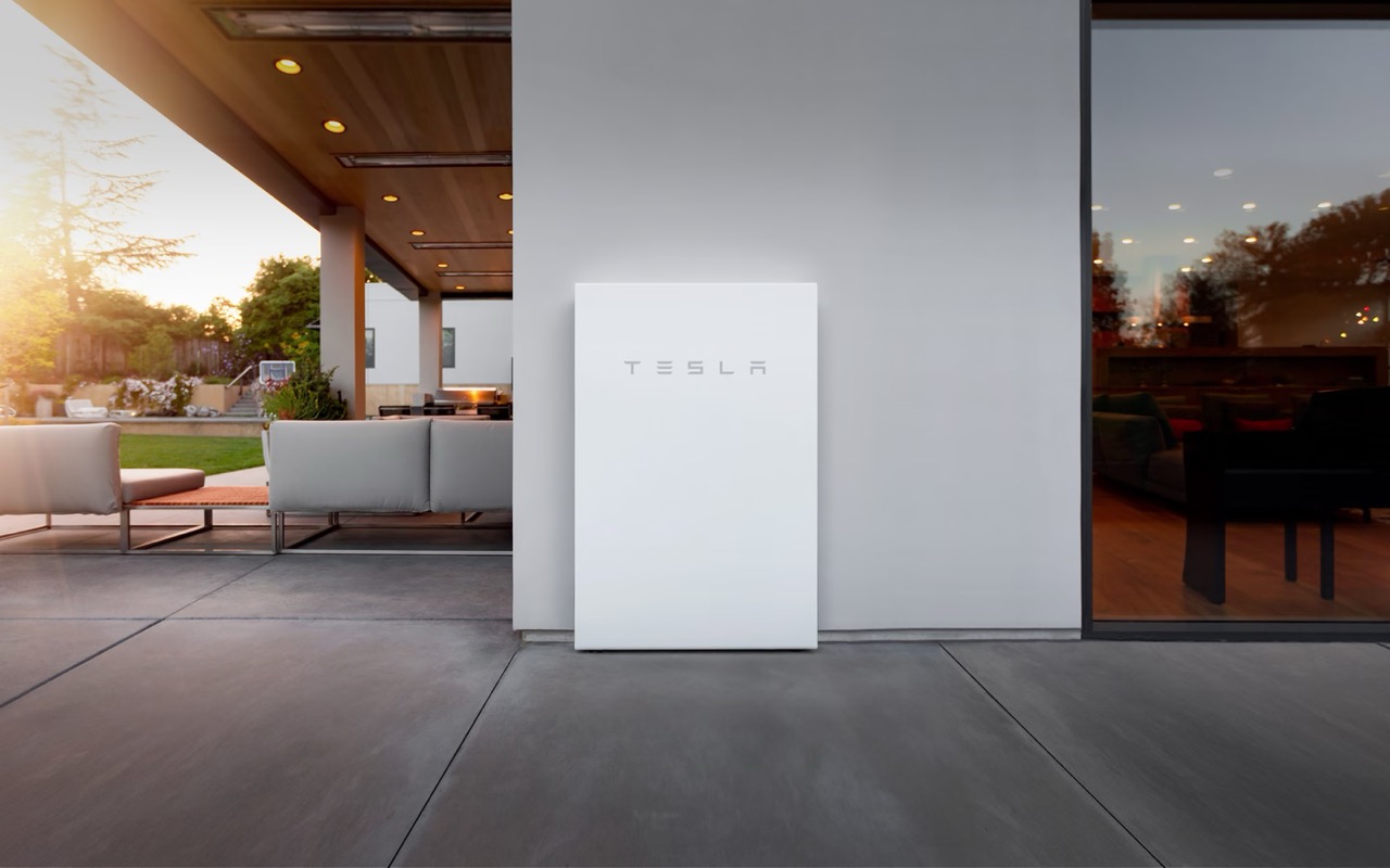 Tesla เคลมว่าเครื่อง Powerball คุ้มค่ากว่าเครื่องปั่นไฟสำรองแบบดั้งเดิม