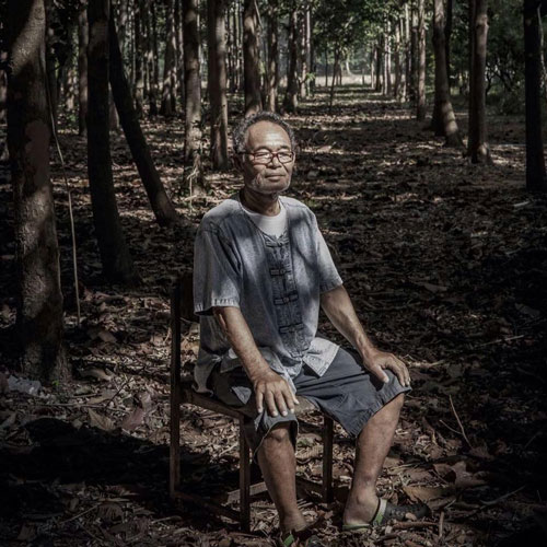 รู้จัก ดาบวิชัย ร.ต.ต.วิชัย สุริยุทธ คนบ้าปลูกต้นไม้ ล่าสุดเสียชีวิตแล้ว รู้จัก ดาบวิชัย ร.ต.ต.วิชัย สุริยุทธ คนบ้าปลูกต้นไม้ ล่าสุดเสียชีวิตแล้ว