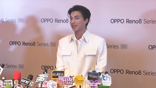 “กลัฟ คณาวุฒิ” ยิ้มรับกระแสแฟนมีตตี้งเดี่ยวสุดปัง  (มีคลิป) 