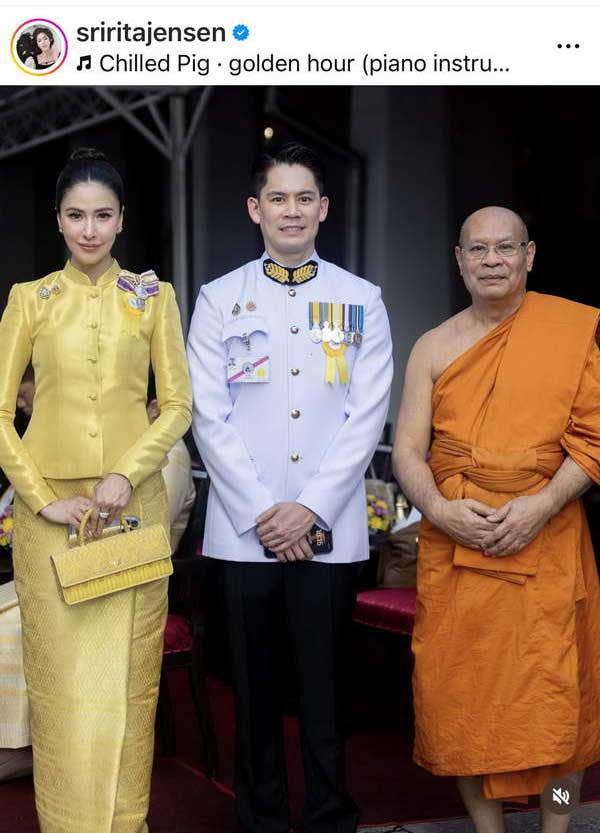 ศรีริต้า-กรณ์ ปลื้ม!ร่วม พระราชพิธีทรงบำเพ็ญพระราชกุศลถวายผ้าพระกฐิน ศรีริต้า-กรณ์ ปลื้ม!ร่วม พระราชพิธีทรงบำเพ็ญพระราชกุศลถวายผ้าพระกฐิน