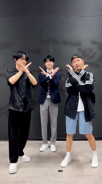 คิวต์เกินต้าน!! 'แพทริค ณัฐวรรธ์' ร่วมแดนซ์กับ 'เฉินเล่อ - เหรินจวิ้น NCT' คิวต์เกินต้าน!! 'แพทริค ณัฐวรรธ์' ร่วมแดนซ์กับ 'เฉินเล่อ - เหรินจวิ้น NCT'