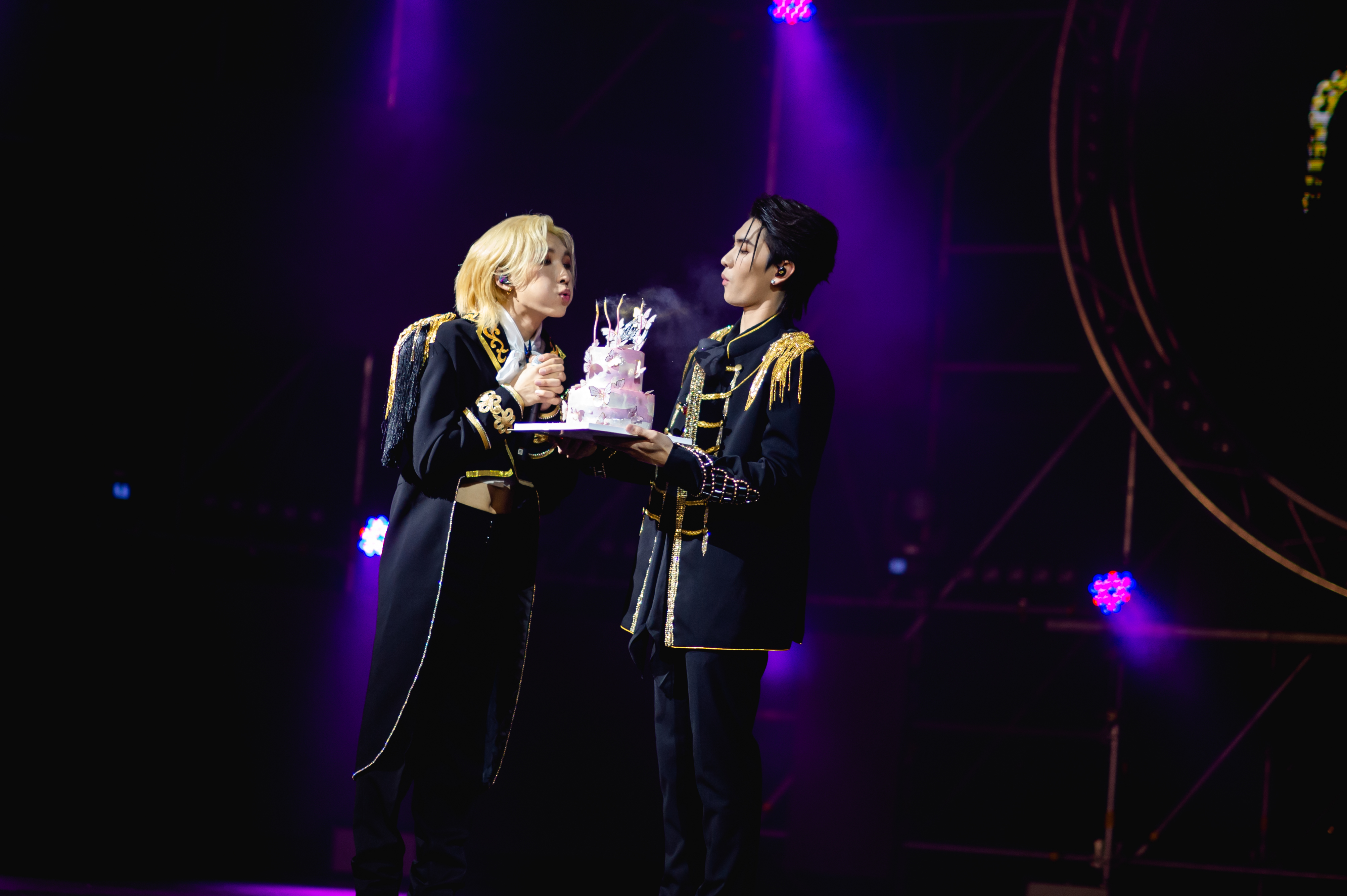 ประมวลภาพความปัง! โนอึล ณัฐรัชต์ จัดเต็มเซอร์ไพรส์ กับงาน Noeul 1st Fan Meeting ประมวลภาพความปัง! โนอึล ณัฐรัชต์ จัดเต็มเซอร์ไพรส์ กับงาน Noeul 1st Fan Meeting