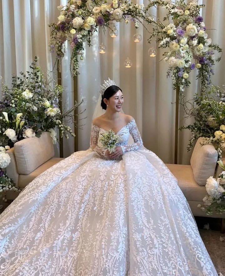 เผยภาพวิวาห์หวาน!! ‘อีซึงกิ - อีดาอิน’ แต่งงานวันนี้ คนบันเทิงเกาหลีร่วมยินดีคับคั่ง