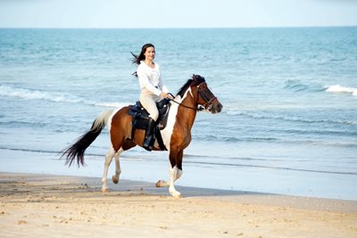 หัวหินติดแกลม ญาญ่า-ต่อ-มีน ปล่อยของตระการตา หนึ่งในร้อย สวยฉ่ำ หัวหินติดแกลม ญาญ่า-ต่อ-มีน ปล่อยของตระการตา หนึ่งในร้อย สวยฉ่ำ
