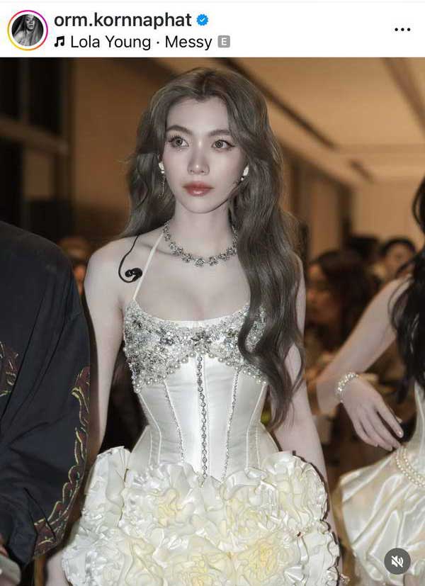 หลิงออม ผิวสวยสดใสเข้าตา! เตรียมเปิดตัวเป็นพรีเซนเตอร์ สกินแคร์ แบรนด์ดัง หลิงออม ผิวสวยสดใสเข้าตา! เตรียมเปิดตัวเป็นพรีเซนเตอร์ สกินแคร์ แบรนด์ดัง