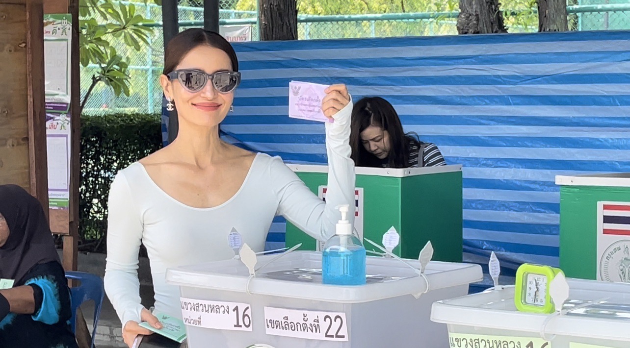 แอน-แต้ว-มิ้นต์-แมท นำทีมนางเอกแถวหน้าของเมืองไทยใช้สิทธิเลือกตั้งปี2566 แอน-แต้ว-มิ้นต์-แมท นำทีมนางเอกแถวหน้าของเมืองไทยใช้สิทธิเลือกตั้งปี2566