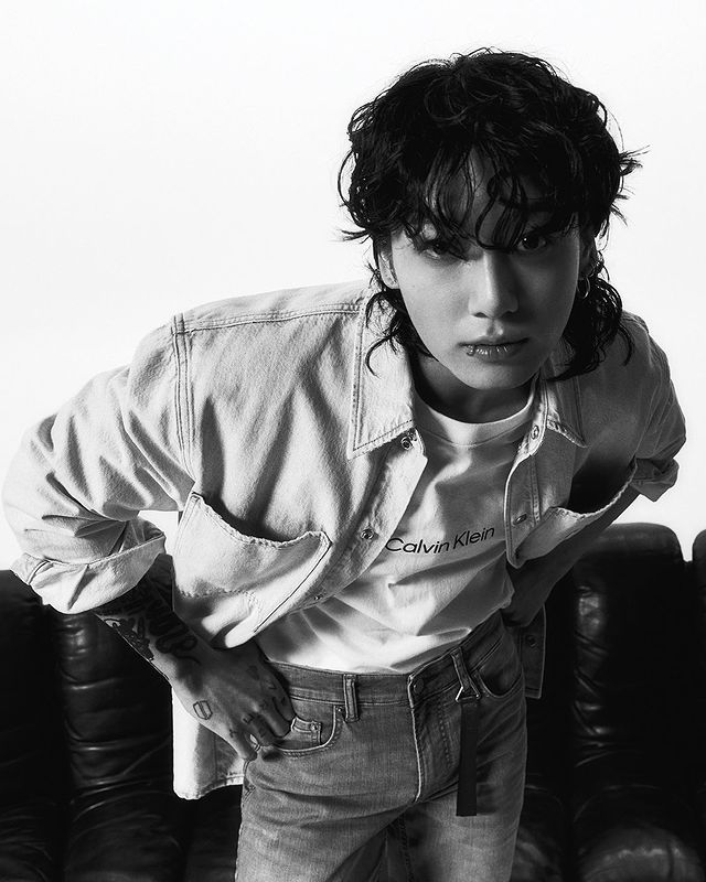 หุ้นพุ่งขานรับ!! 'จองกุก BTS' ขึ้นแท่น Global Ambassador ของ Calvin Klein หุ้นพุ่งขานรับ!! 'จองกุก BTS' ขึ้นแท่น Global Ambassador ของ Calvin Klein