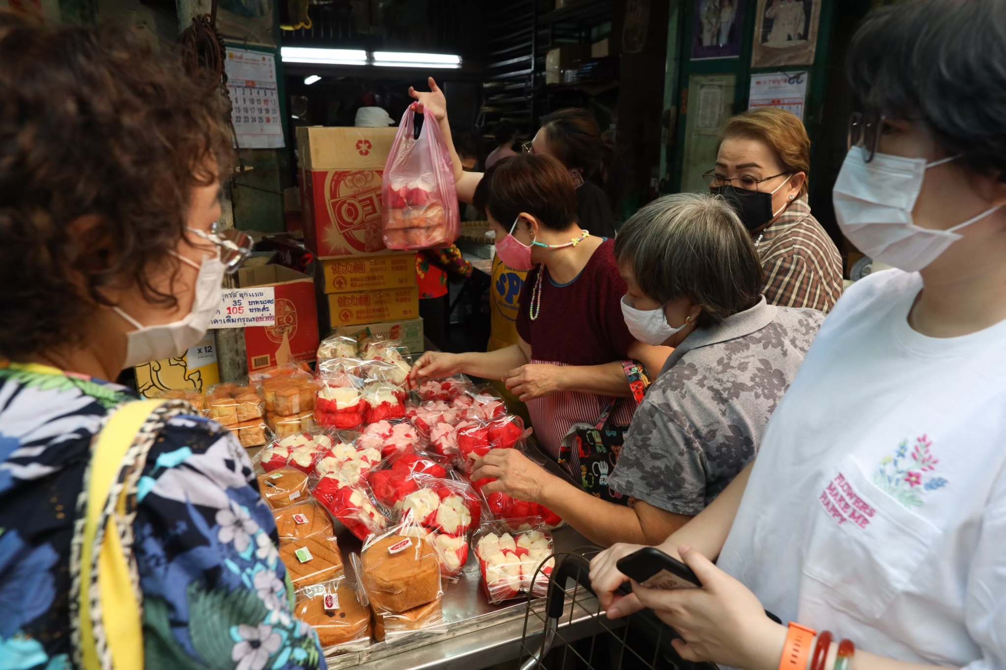 ตรุษจีน 2566 รวม 10 ไอเดียมอบของขวัญ เสริมมงคล รับปีใหม่จีน 