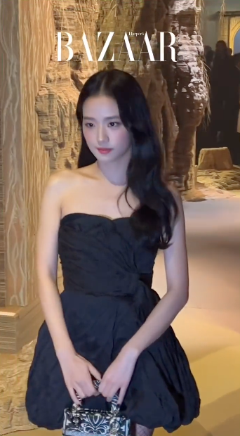 'ชาอึนอู - จีซู BLACKPINK’ หล่อสวยสุดปัง ที่ปารีสแฟชั่นวีค!! (มีคลิป)