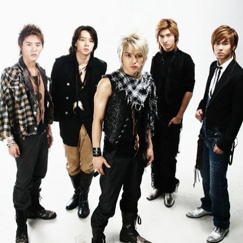 ฉลองเดบิวต์19ปี!! 'คิมแจจุง' ได้รับเค้กเซอร์ไพรส์จาก 5 สาว 'KARA'