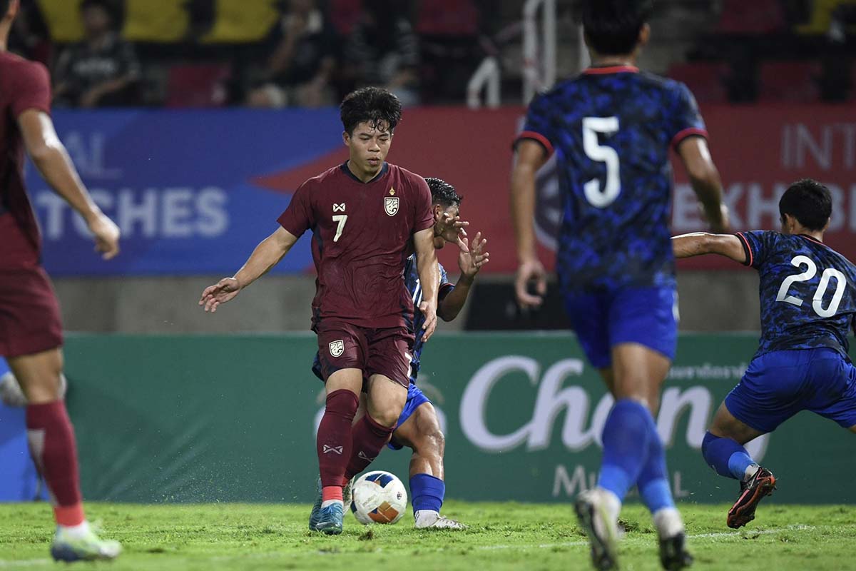 ช้างศึก เสมอ สปป.ลาว 1-1 ส่งท้ายเกมอุ่นเครื่อง ฟีฟ่า เดย์ ช้างศึก เสมอ สปป.ลาว 1-1 ส่งท้ายเกมอุ่นเครื่อง ฟีฟ่า เดย์