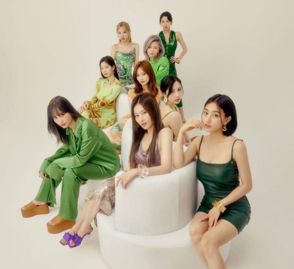 JYP คอนเฟิร์ม สมาชิก TWICE ต่อสัญญาฉบับใหม่กับทางค่ายครบทั้ง 9 คน JYP คอนเฟิร์ม สมาชิก TWICE ต่อสัญญาฉบับใหม่กับทางค่ายครบทั้ง 9 คน