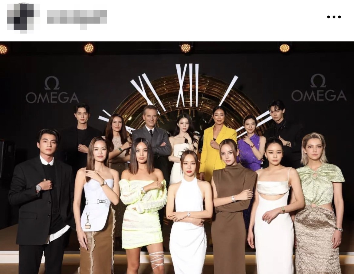 ส่องคนดัง ร่วมแชะภาพกับ “นางฟ้าฮันโซฮี” ส่องคนดัง ร่วมแชะภาพกับ “นางฟ้าฮันโซฮี”