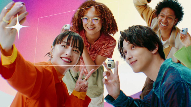 Fujifilm เปิดตัว “Instax Pal” กล้องดิจิทัลจิ๋วพกพา เล็กกว่าฝ่ามือ Fujifilm เปิดตัว “Instax Pal” กล้องดิจิทัลจิ๋วพกพา เล็กกว่าฝ่ามือ