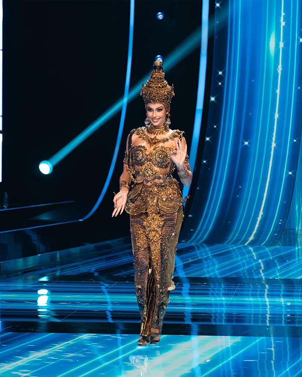 ‘แอนโทเนีย’ โชว์ชุดประจำชาติ ‘เทพธิดาอาณาจักรอยุธยา’ งามดั่งต้องมนต์ ‘แอนโทเนีย’ โชว์ชุดประจำชาติ ‘เทพธิดาอาณาจักรอยุธยา’ งามดั่งต้องมนต์