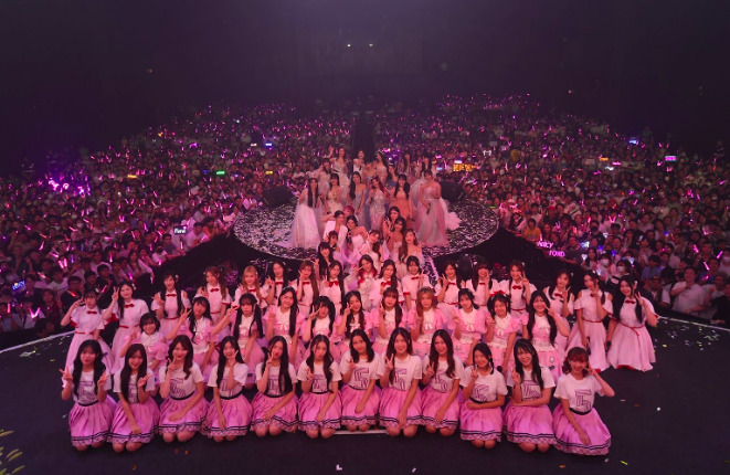 สุดประทับใจ คอนเสิร์ตส่งท้าย BNK48 รุ่น 2 สุดประทับใจ คอนเสิร์ตส่งท้าย BNK48 รุ่น 2