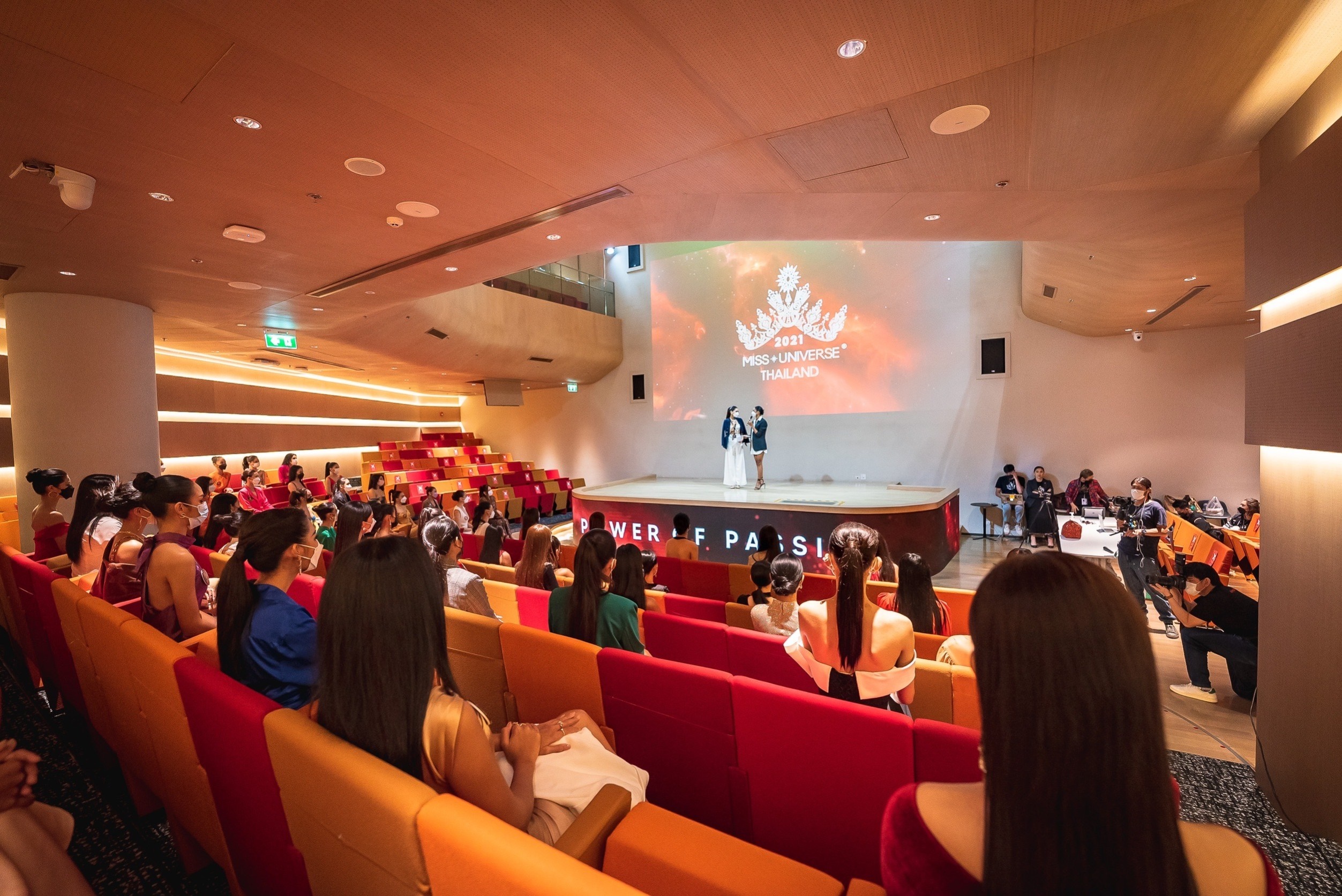 63 สาวงาม รายงานตัวกองประกวด MUT 2021 วันแรก 63 สาวงาม รายงานตัวกองประกวด MUT 2021 วันแรก