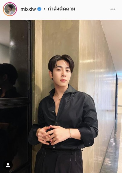คนบันเทิง ที่แฟนคลับอยากลอยกระทงด้วยในปี 2564