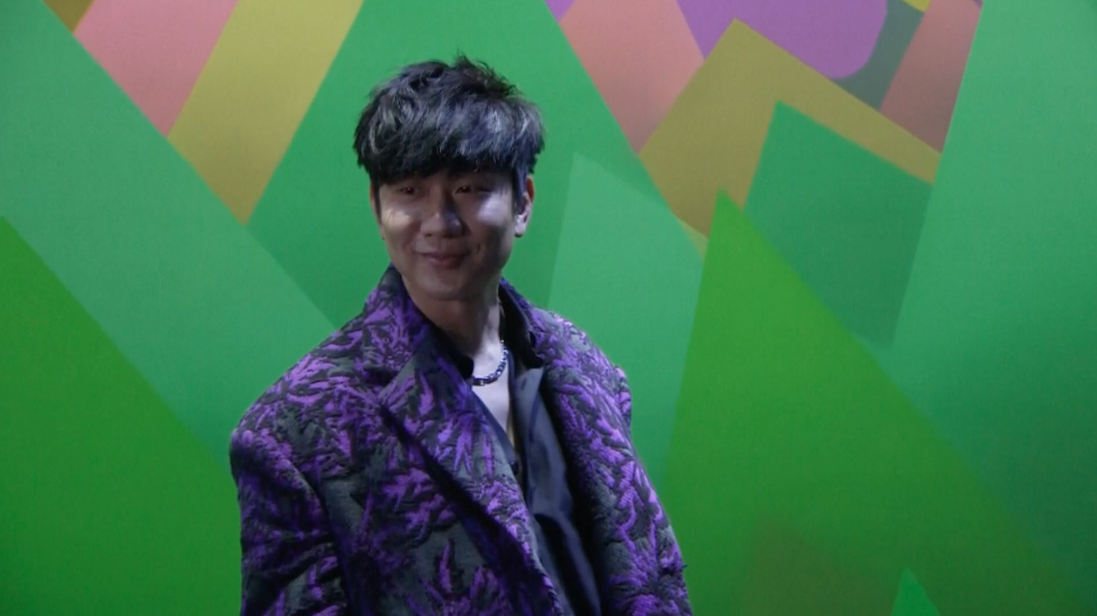 'เจโฮป BTS - แจ็คสัน หวัง'!! นำทัพสตาร์โลกชมแฟชั่นโชว์ Louis Vuitton ที่ปารีส
