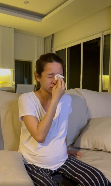 กวินท์ โพสต์ภาพน่ารัก คุณแม่ปุ้มปุ้ย นั่งร้องไห้เพราะว่าหิว!!