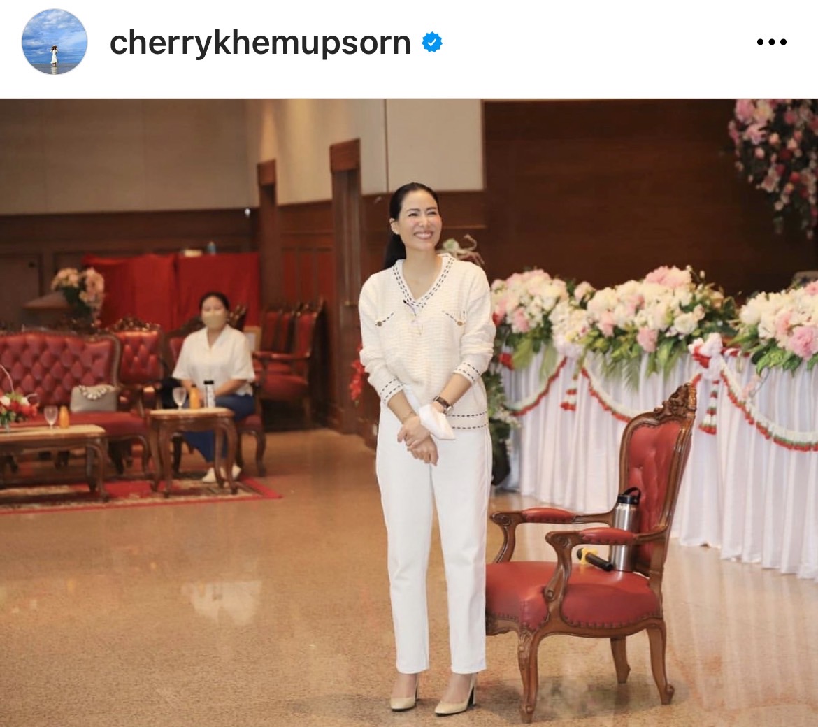 เชอรี่ เข็มอัปสร เป็นอาจารย์พิเศษ บรรยายหัวข้อ วิถีธรรม วิถียั่งยืน