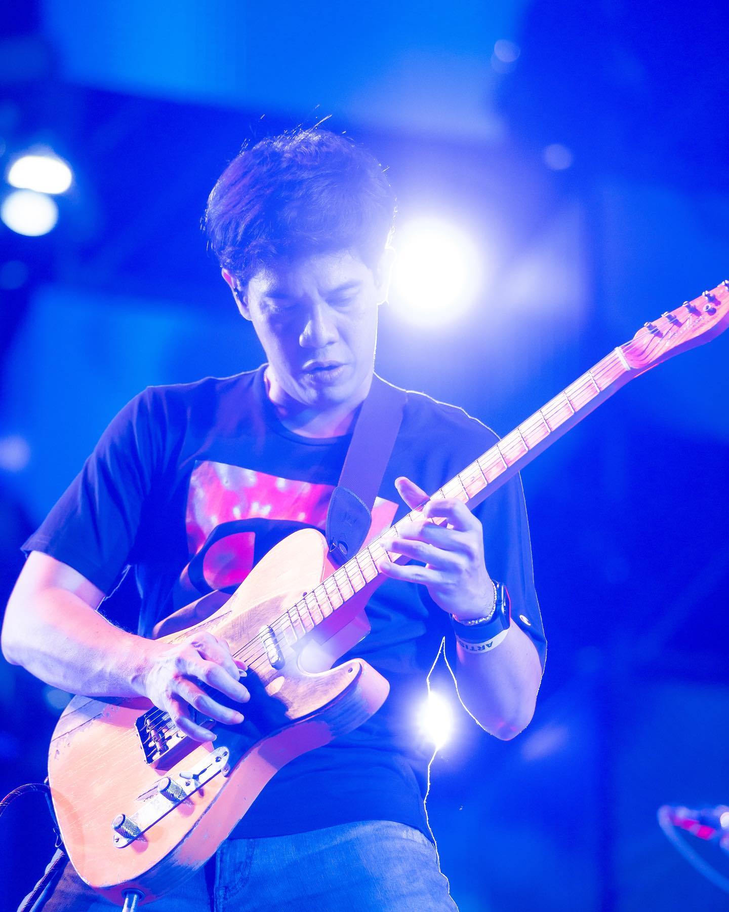 โจอี้ ภูวศิษฐ์-แบงค์ รัฐวิชญ์ เจอแฟนเพลงป่วนขณะแสดงคอนเสิร์ต เผย เกือบถูกทำร้ายร่างกาย โจอี้ ภูวศิษฐ์-แบงค์ รัฐวิชญ์ เจอแฟนเพลงป่วนขณะแสดงคอนเสิร์ต เผย เกือบถูกทำร้ายร่างกาย
