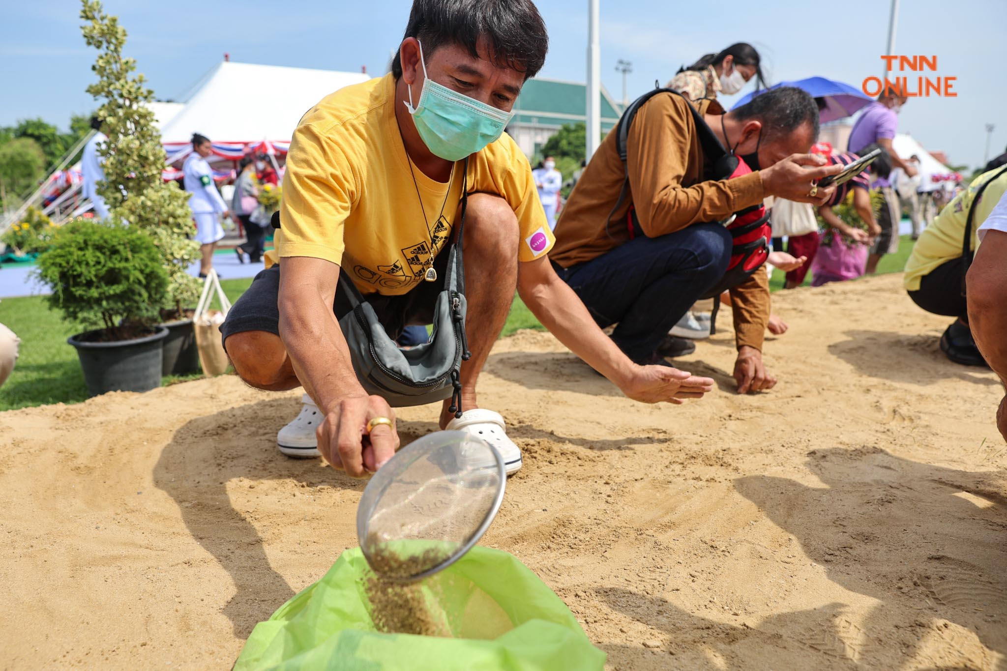 ปชช.เก็บพันธ์ุข้าวเป็นศิริมงคล เนื่องในพระราชพิธีจรดพระนังคัลแรกนาขวัญ ปชช.เก็บพันธ์ุข้าวเป็นศิริมงคล เนื่องในพระราชพิธีจรดพระนังคัลแรกนาขวัญ
