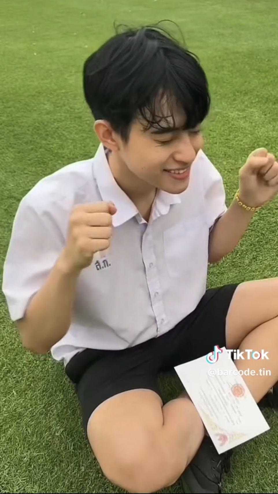 บ๊ายบายชีวิตมัธยม บาร์โค้ด ตฤณสิษฐ์ เตรียมพร้อมเป็นนิสิตมหาลัยดัง! บ๊ายบายชีวิตมัธยม บาร์โค้ด ตฤณสิษฐ์ เตรียมพร้อมเป็นนิสิตมหาลัยดัง!